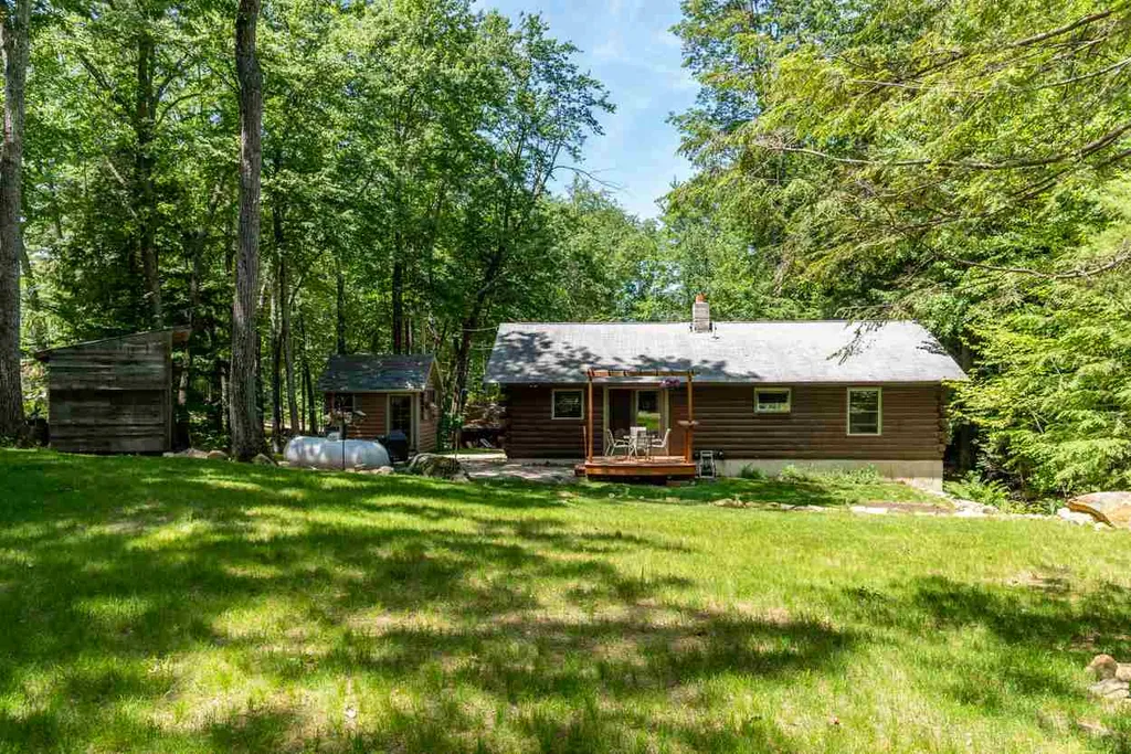 679 Berry River Road Barrington NH 03825