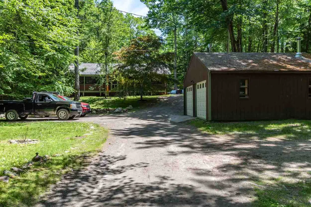 679 Berry River Road Barrington NH 03825