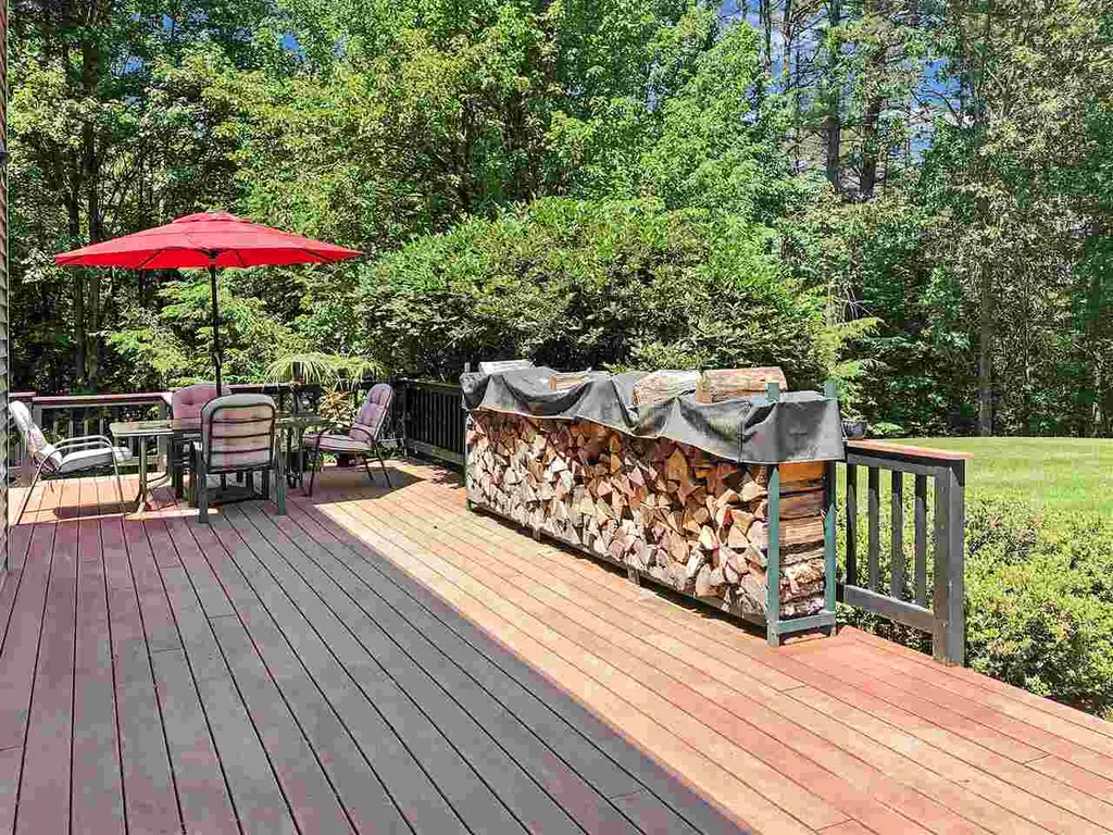5 Cedar Lane Bow NH 03304