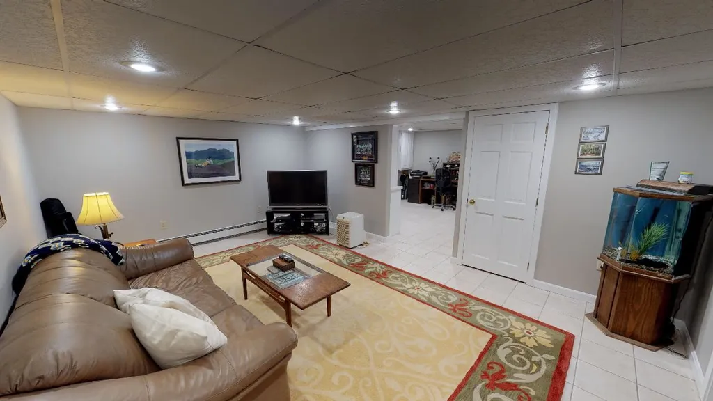 5 Cedar Lane Bow NH 03304