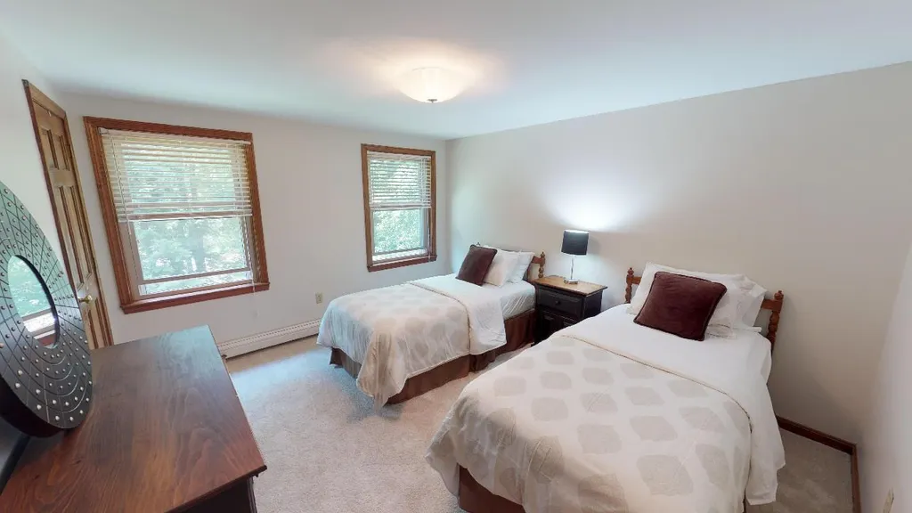5 Cedar Lane Bow NH 03304