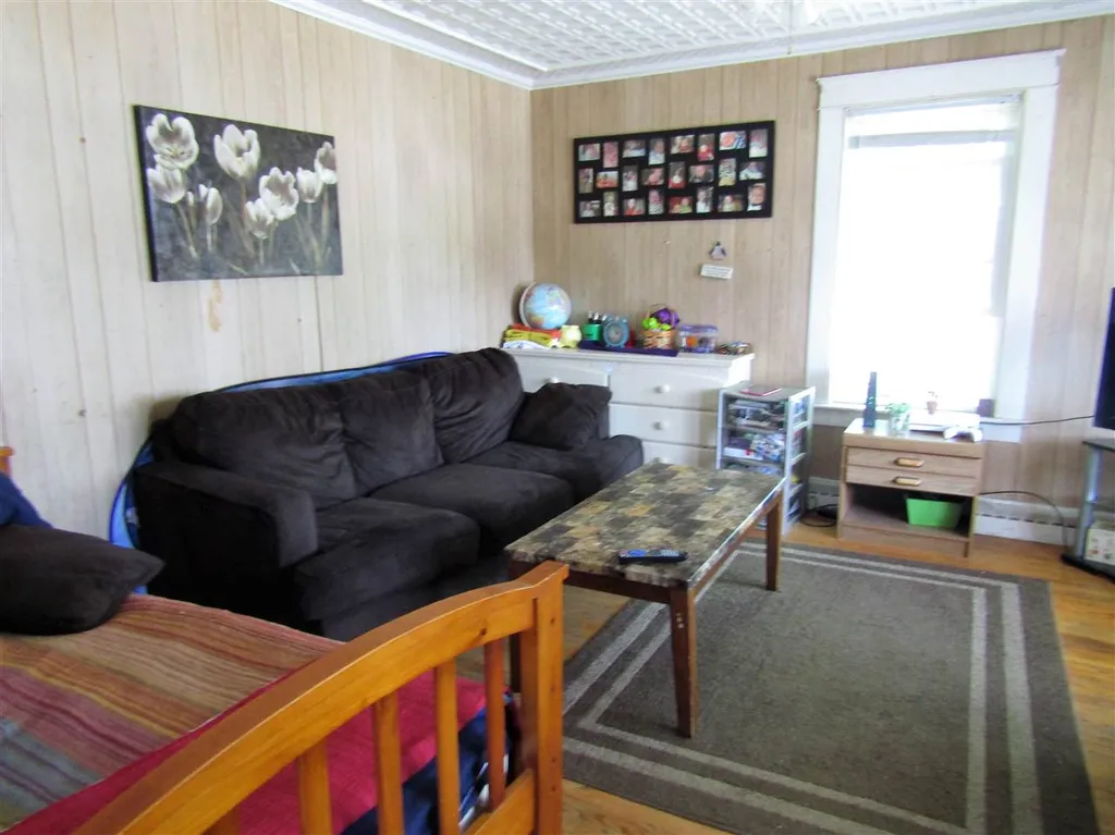 91 Lincoln Street Laconia NH 03246