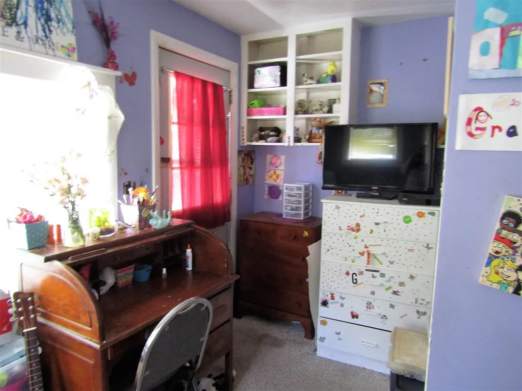 91 Lincoln Street Laconia NH 03246