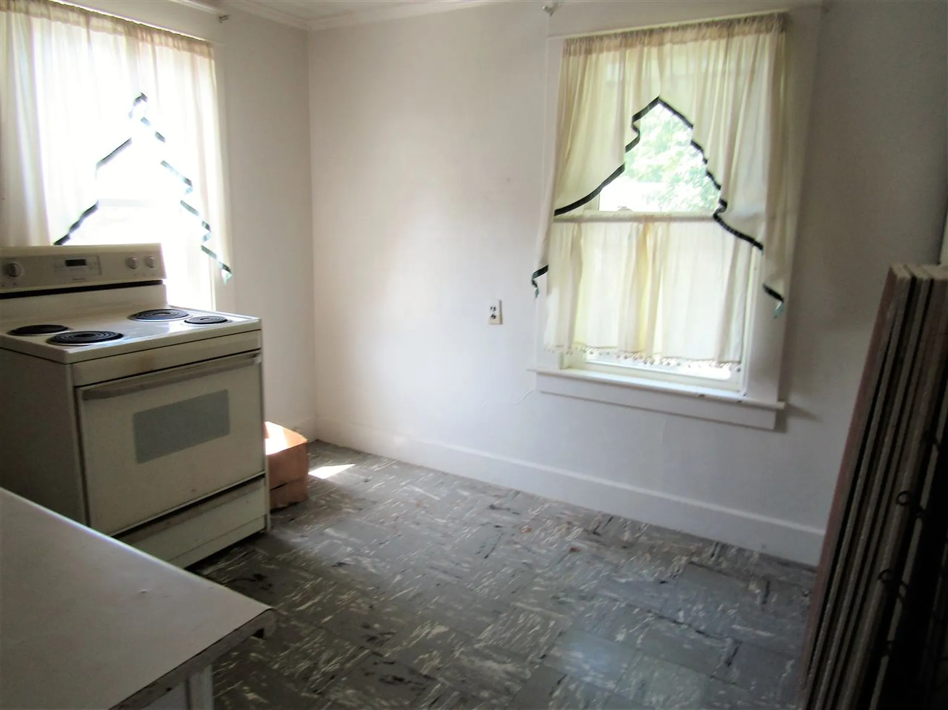 91 Lincoln Street Laconia NH 03246