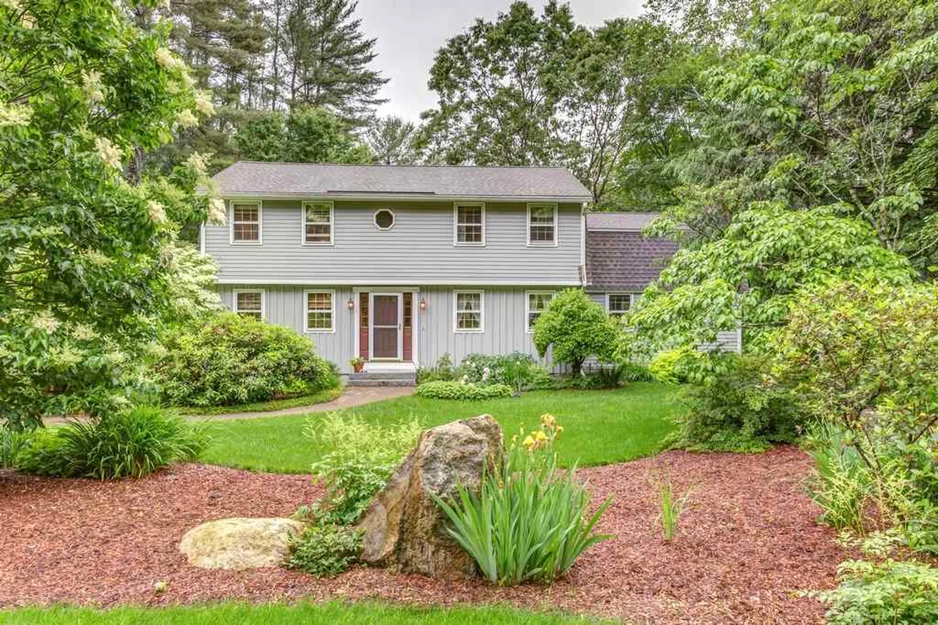 4 Williamsburg Drive Amherst NH 03031