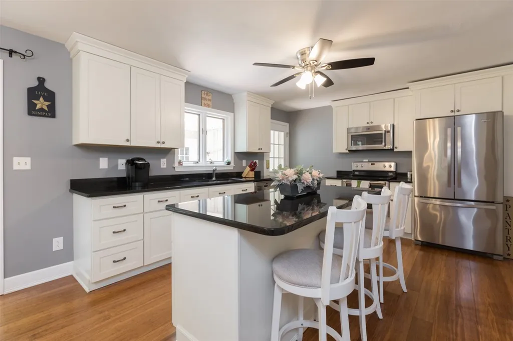 19 Purington Lane Hampton NH 03842