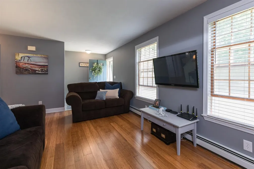 19 Purington Lane Hampton NH 03842