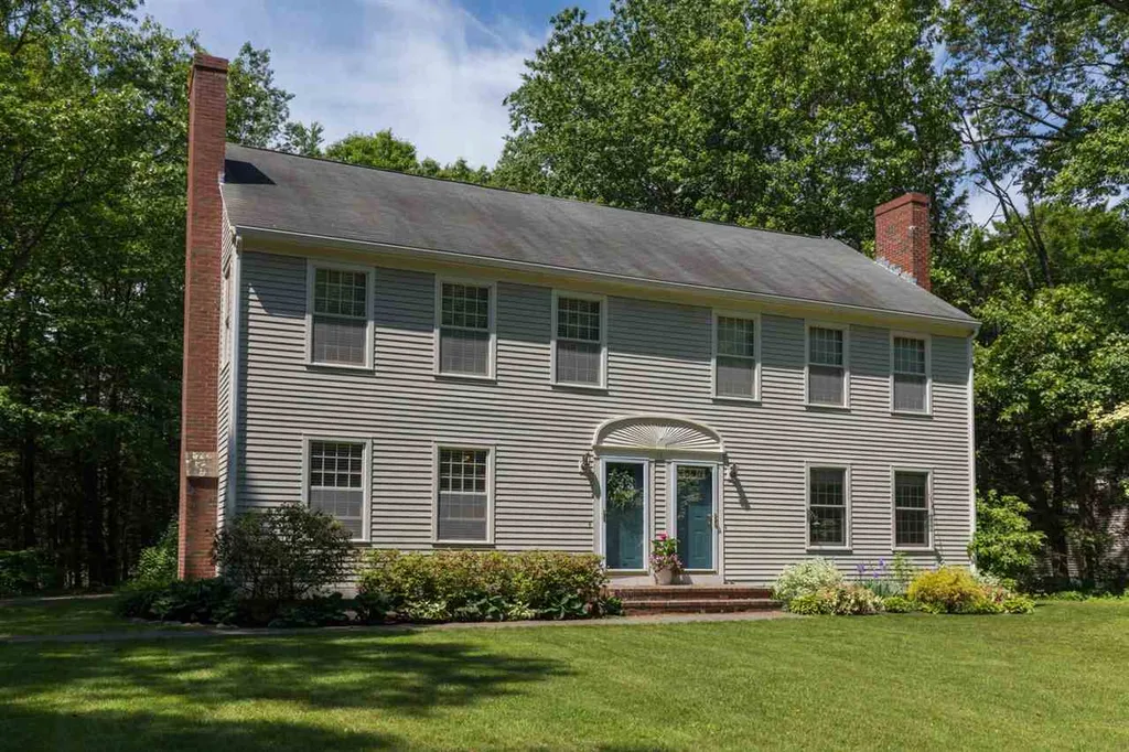 19 Purington Lane Hampton NH 03842