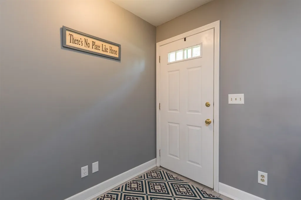19 Purington Lane Hampton NH 03842
