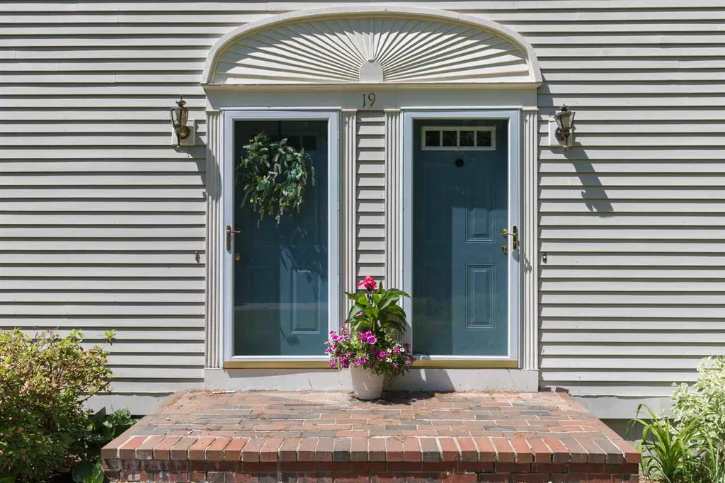 19 Purington Lane Hampton NH 03842