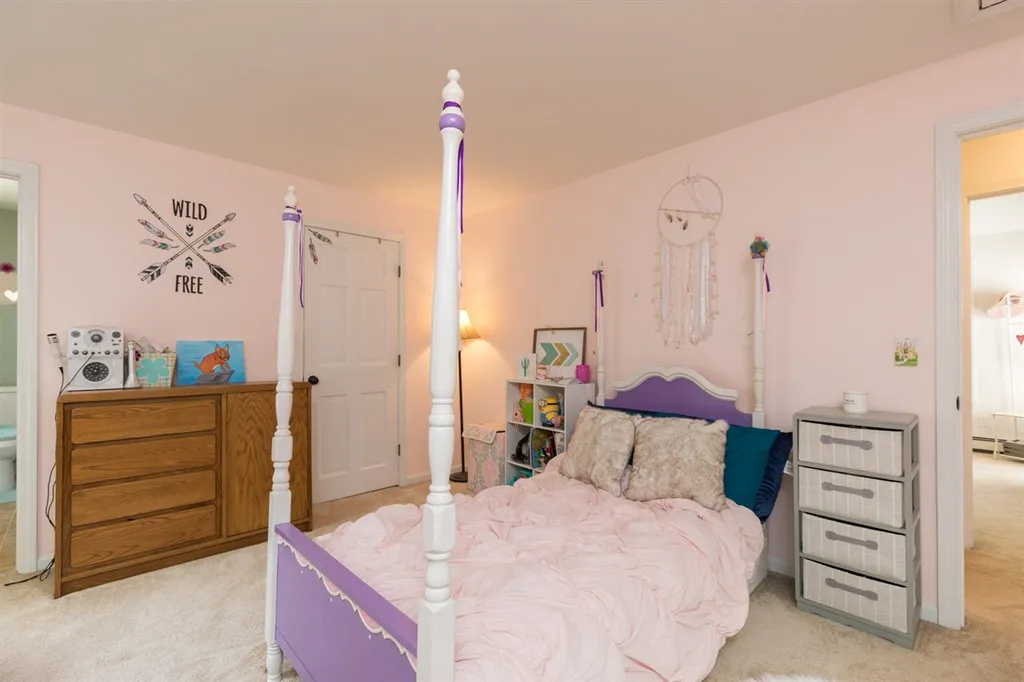 19 Purington Lane Hampton NH 03842