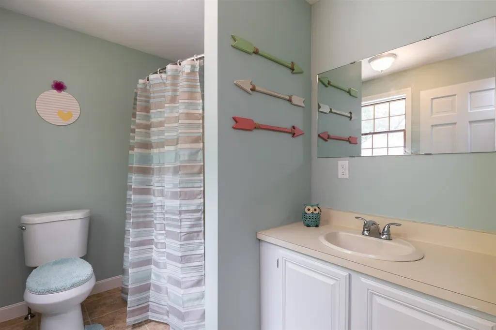 19 Purington Lane Hampton NH 03842