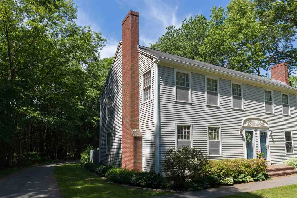 19 Purington Lane Hampton NH 03842