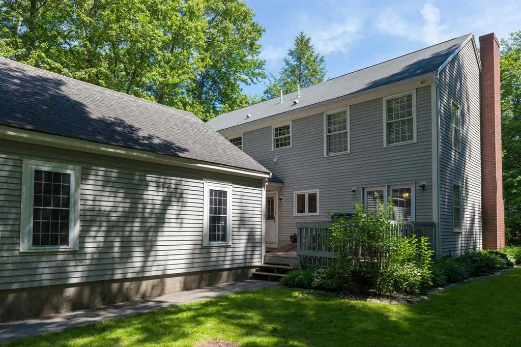 19 Purington Lane Hampton NH 03842
