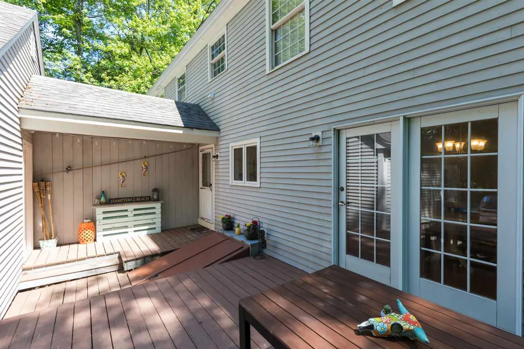 19 Purington Lane Hampton NH 03842
