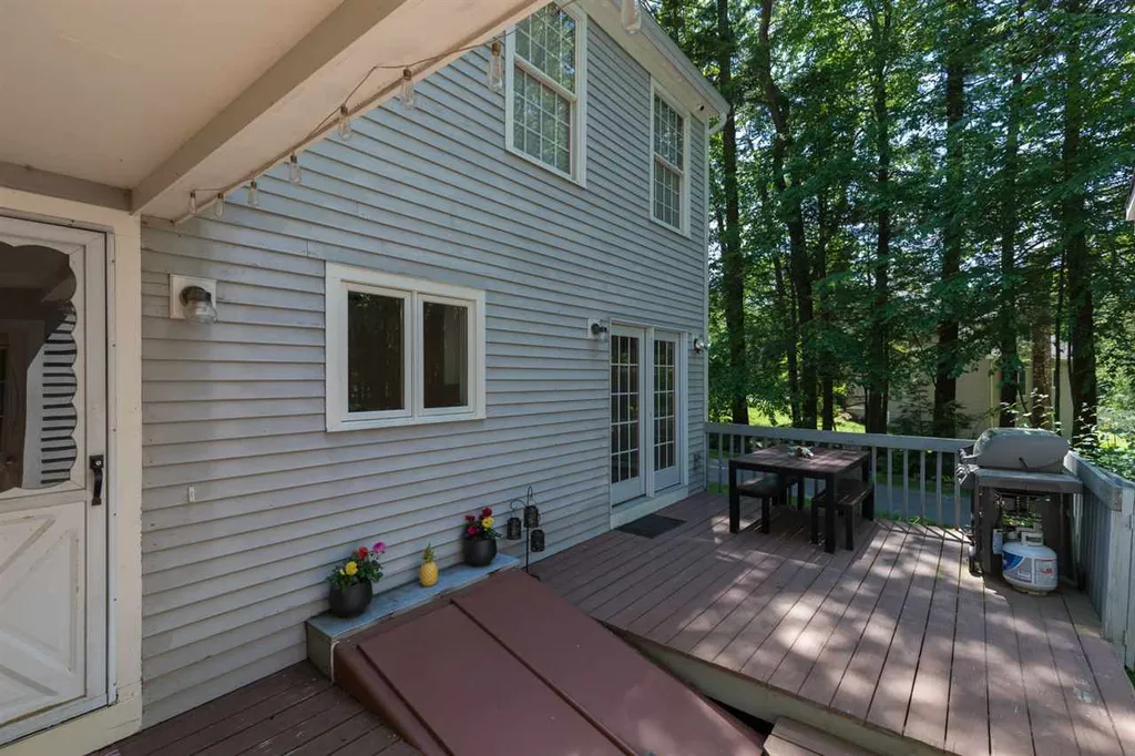 19 Purington Lane Hampton NH 03842