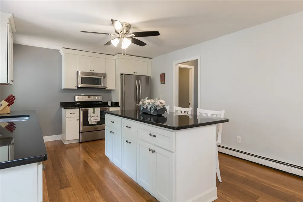 19 Purington Lane Hampton NH 03842