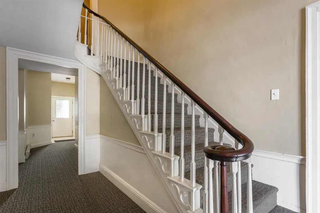 64 Austin Street Portsmouth NH 03801