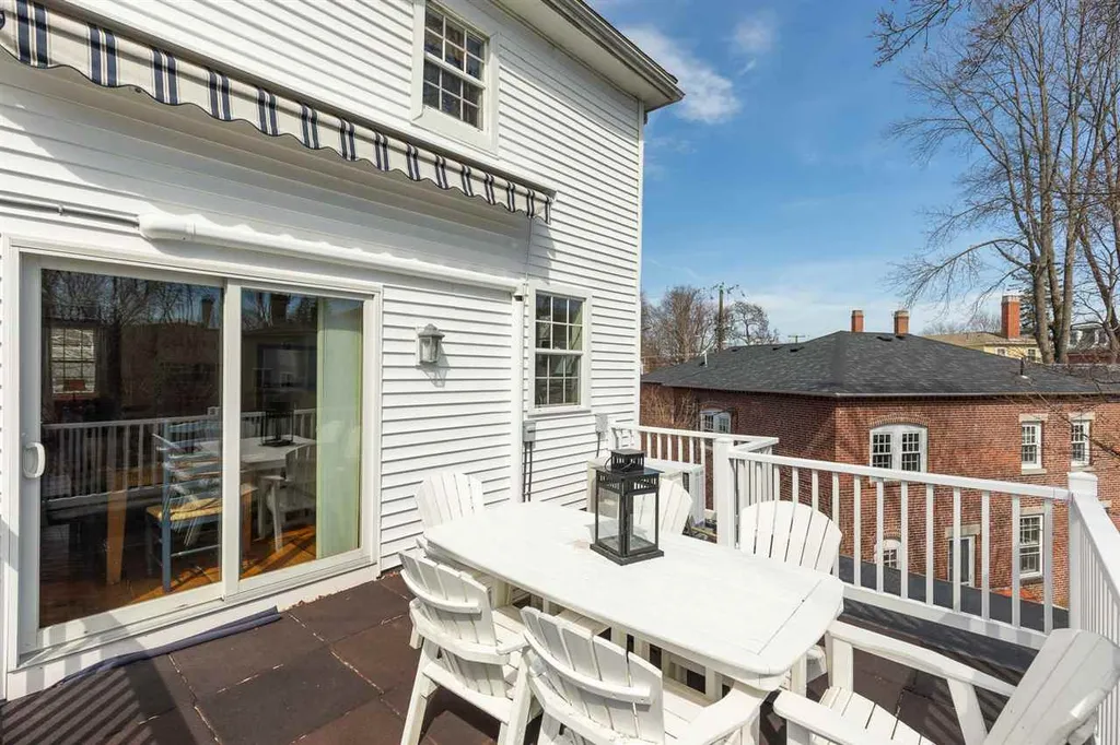 64 Austin Street Portsmouth NH 03801