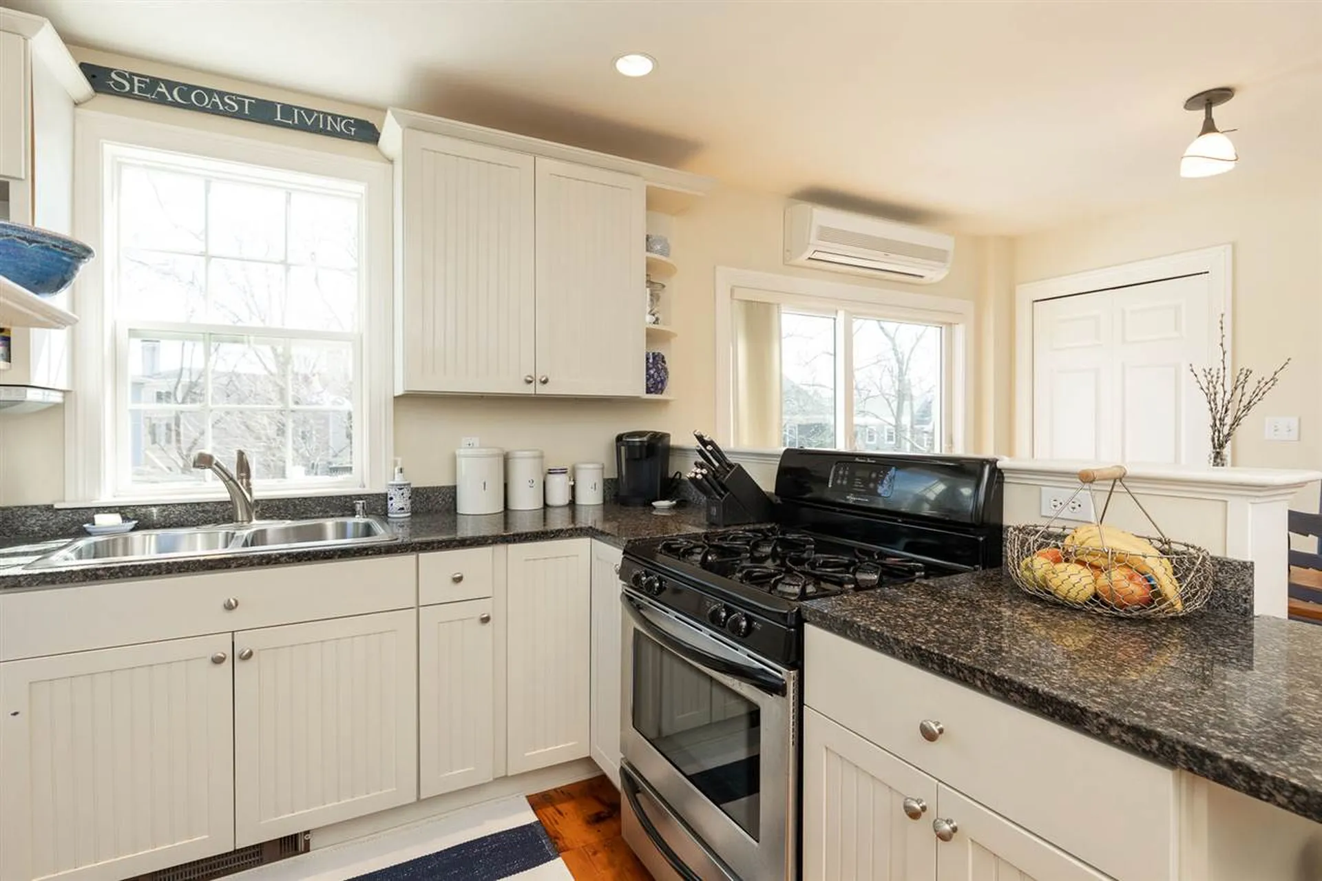 64 Austin Street Portsmouth NH 03801