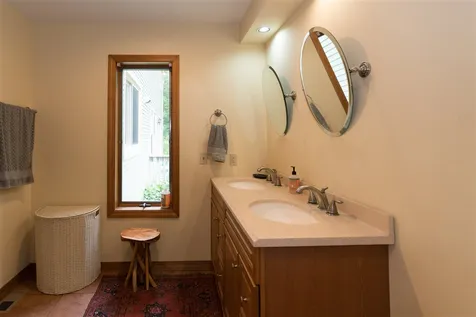 929 Barnes Hill Road Stowe VT 05672