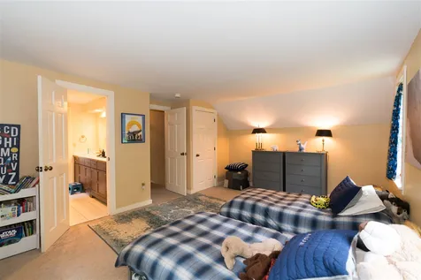 929 Barnes Hill Road Stowe VT 05672