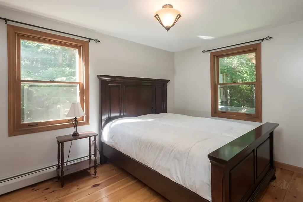 92 Ridge Road Deerfield NH 03037