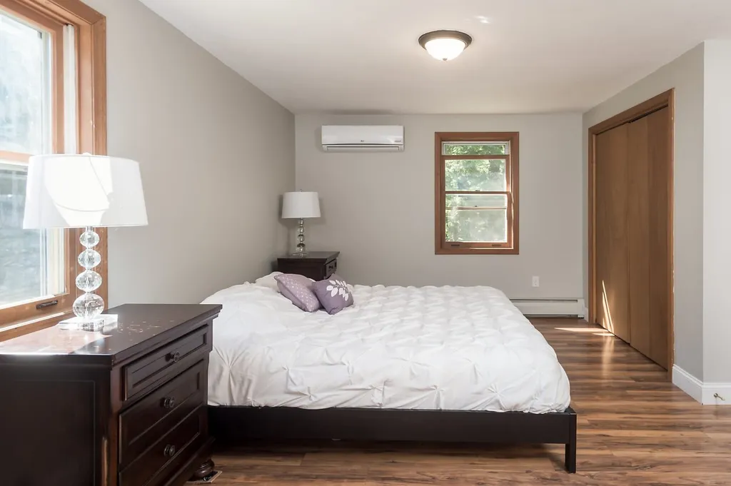 92 Ridge Road Deerfield NH 03037