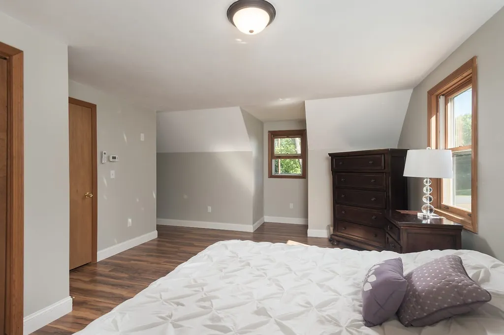 92 Ridge Road Deerfield NH 03037