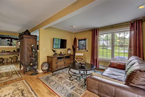 75 Parkside Road New London NH 03257