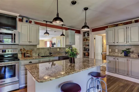 75 Parkside Road New London NH 03257