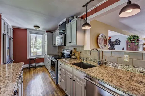 75 Parkside Road New London NH 03257