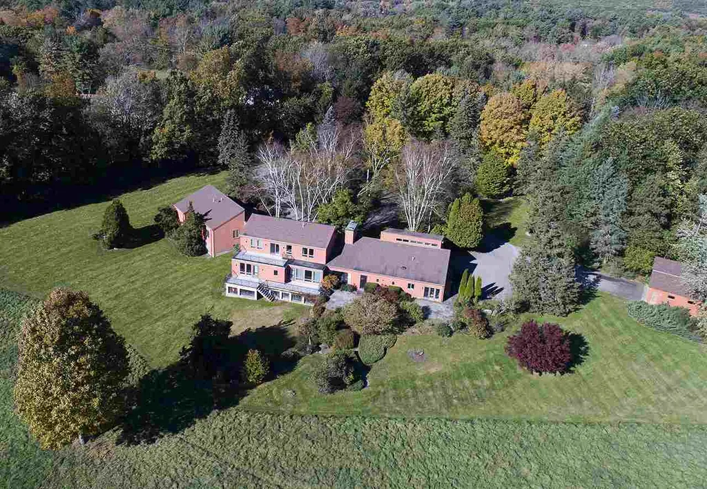 90 Winnicutt Road Stratham NH 03885