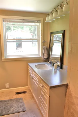 385 North Road Danbury NH 03230