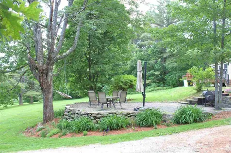 385 North Road Danbury NH 03230