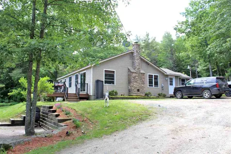 385 North Road Danbury NH 03230