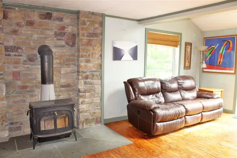 385 North Road Danbury NH 03230