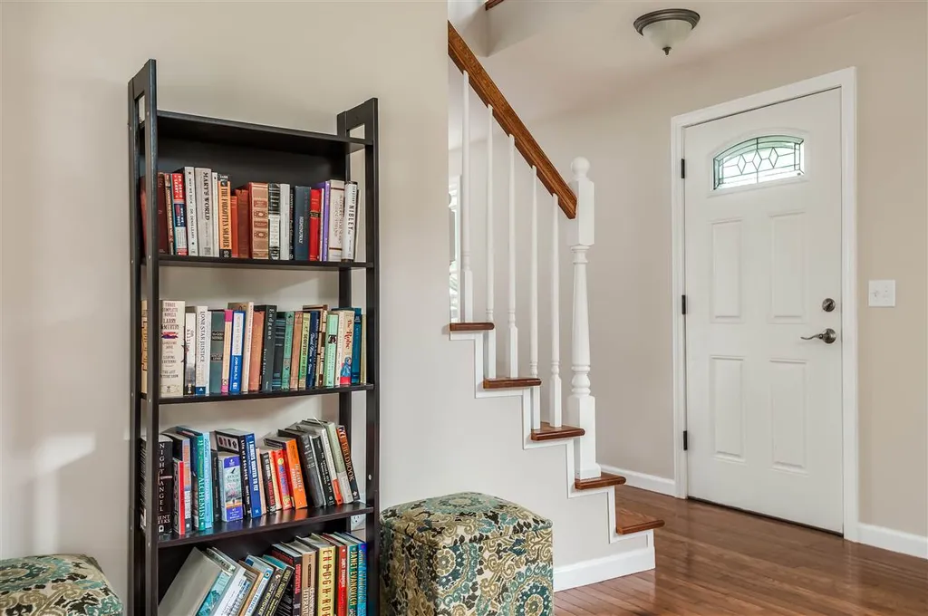 75 Amesbury Road Kensington NH 03833