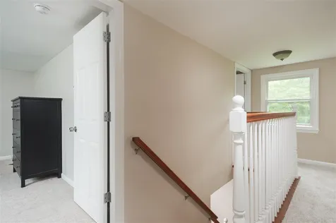 75 Amesbury Road Kensington NH 03833
