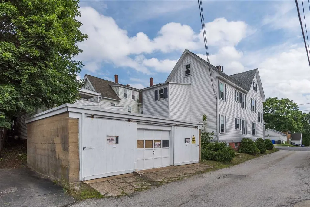 168 Brook Street Manchester NH 03104