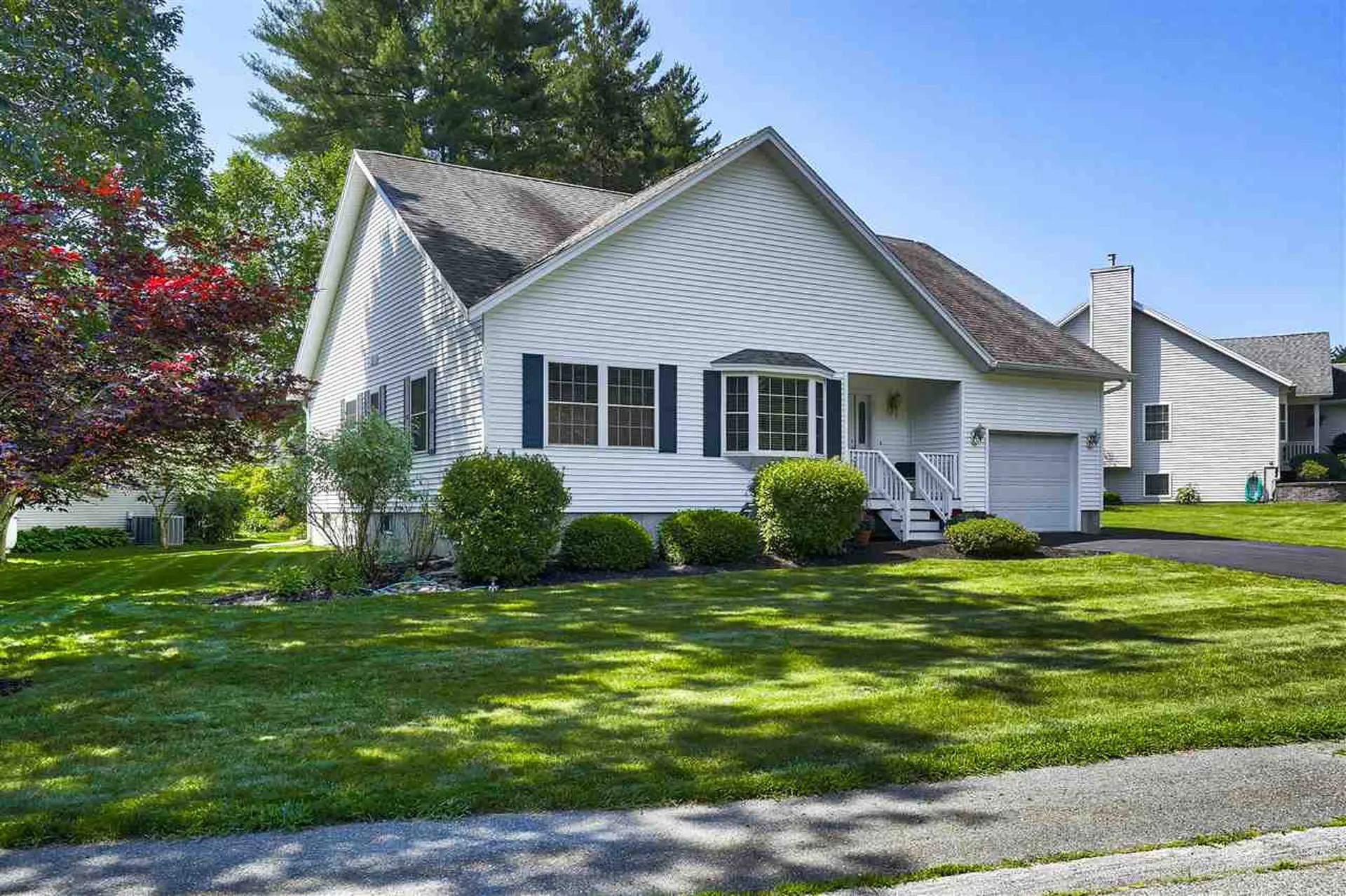 17 Briallia Circle Newmarket NH 03857