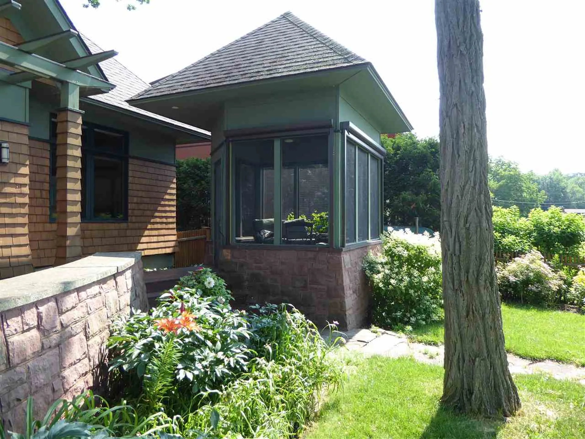 17 Eastman Way Burlington VT 05401