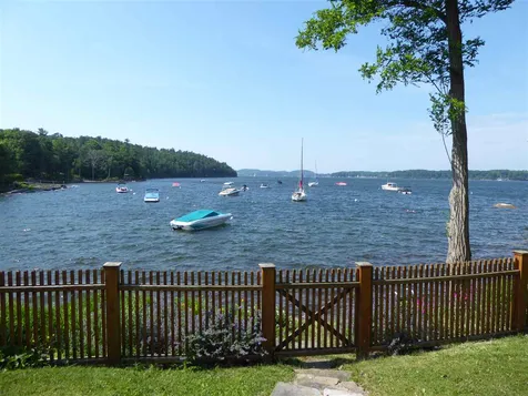 17 Eastman Way Burlington VT 05401