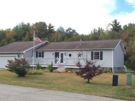 32 Kinsale Drive Rochester NH 03868