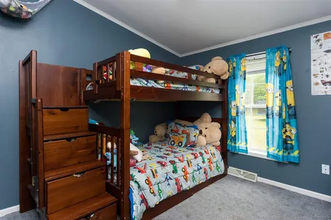 32 Kinsale Drive Rochester NH 03868