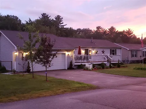 32 Kinsale Drive Rochester NH 03868