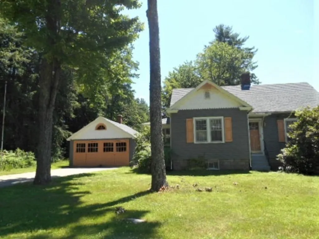 621 Portland Street Rochester NH 03867