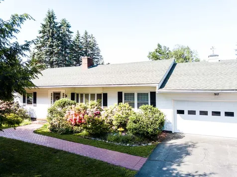 337 Little Sunapee Road New London NH 03257