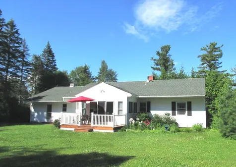 337 Little Sunapee Road New London NH 03257