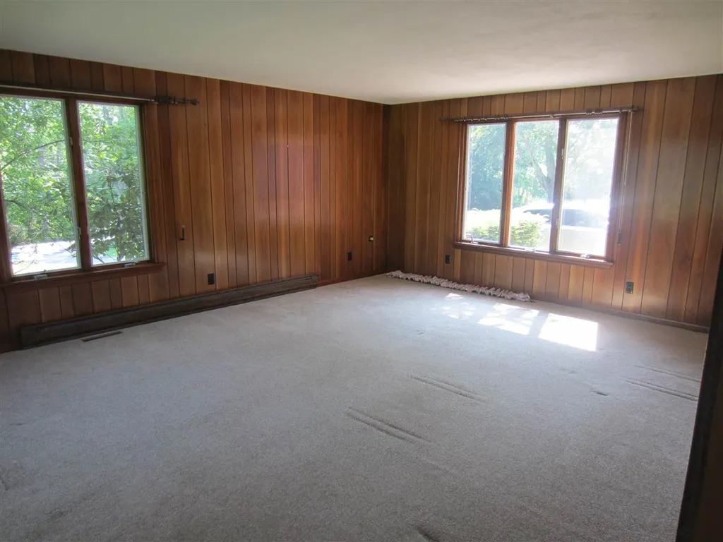 164 Ten Rod Road Rochester NH 03867